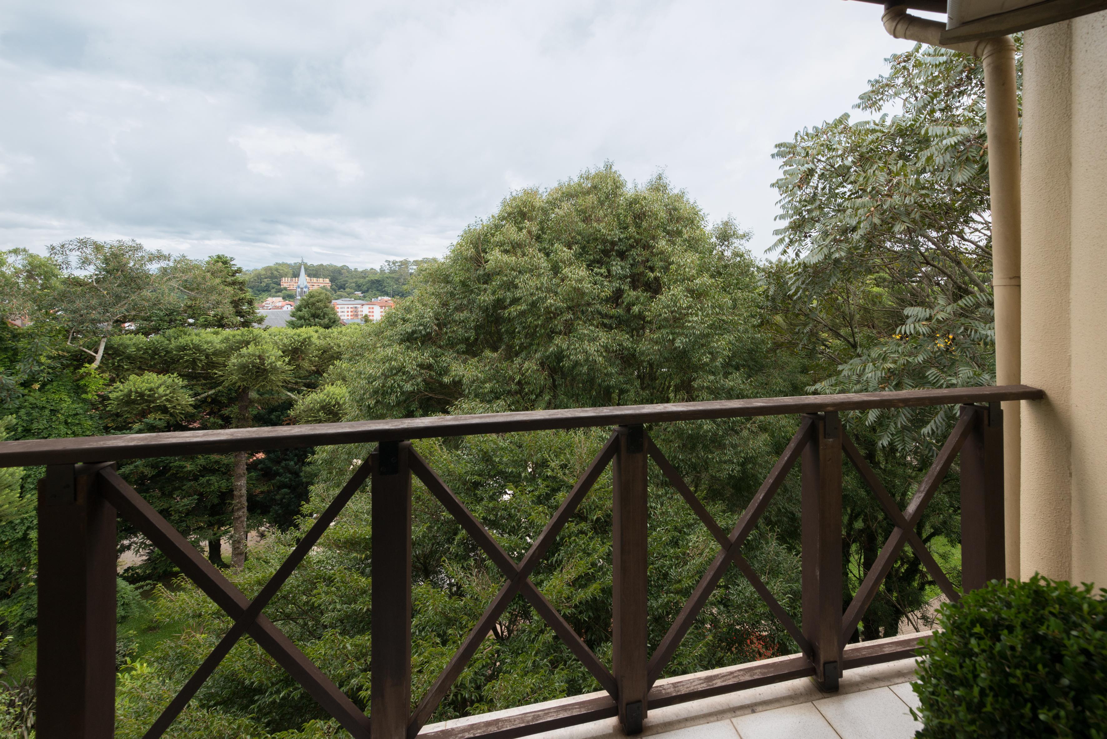 Wish Serrano Resort Gramado Exteriér fotografie A view of the park from the house